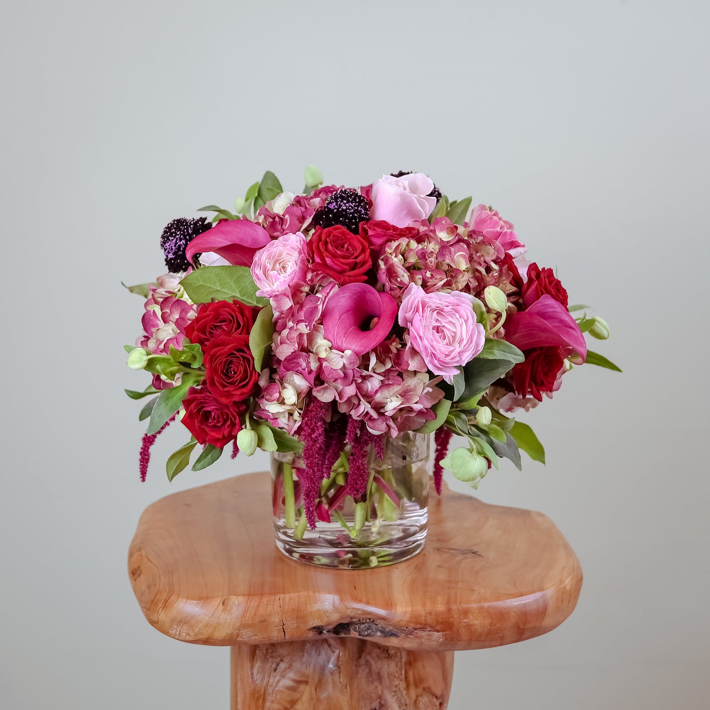 Velvet Harbor – Round Centerpiece