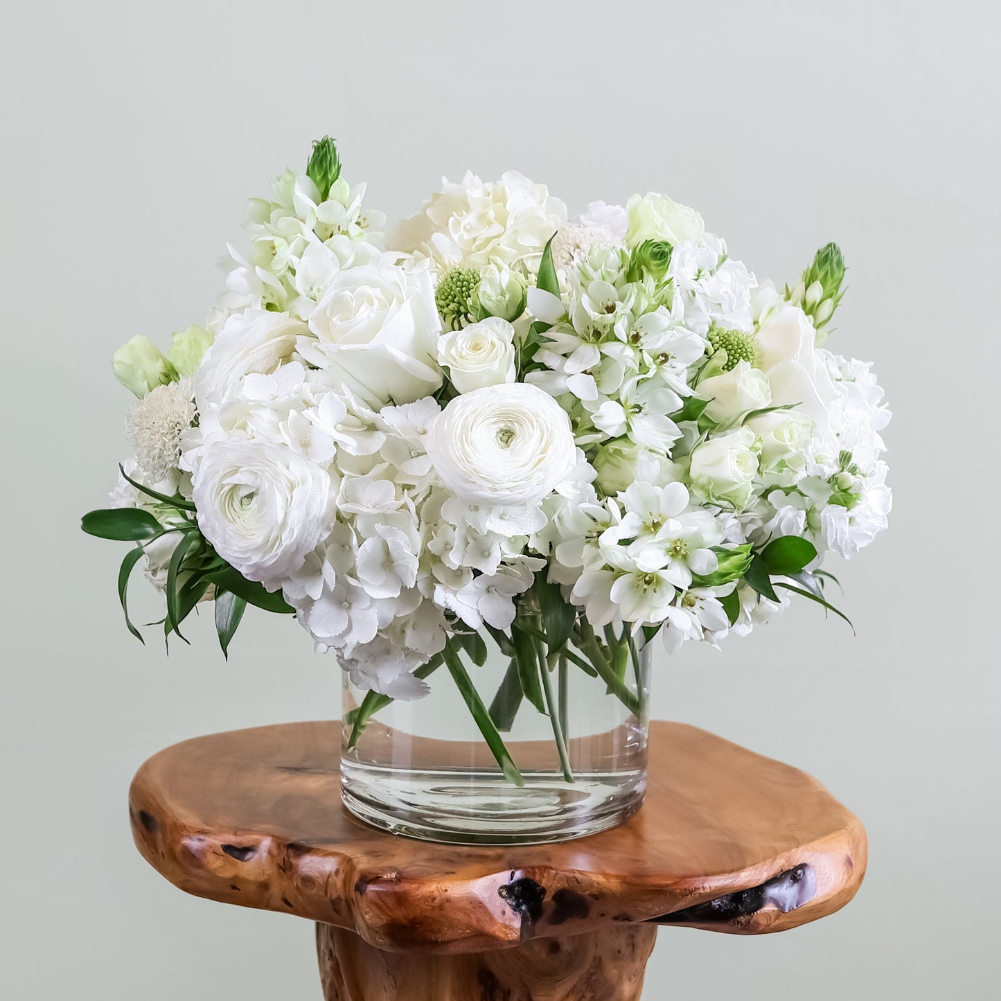 The White Garden – Lush Round Centerpiece