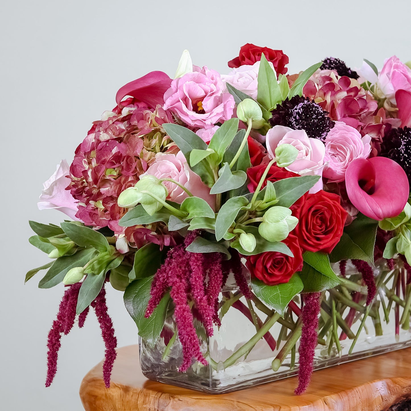 Velvet Harbor – Long & Low Centerpiece