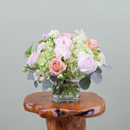 Meadow Estate – Round Centerpiece