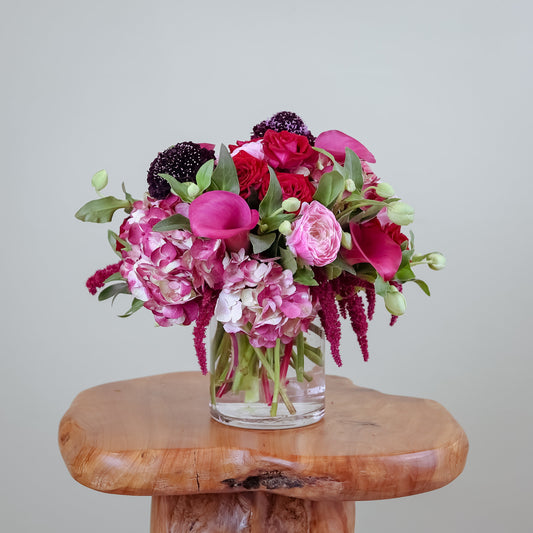 Velvet Harbor – Petite Round Centerpiece