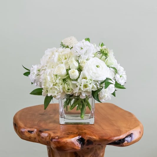 The White Garden – Petite Square Centerpiece